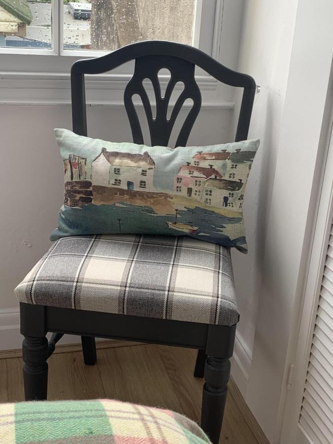 Beautiful Flat With Harbour Views 滕比 外观 照片